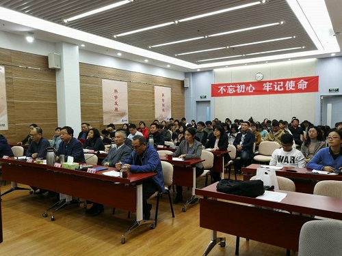 比賽現(xiàn)場.jpg